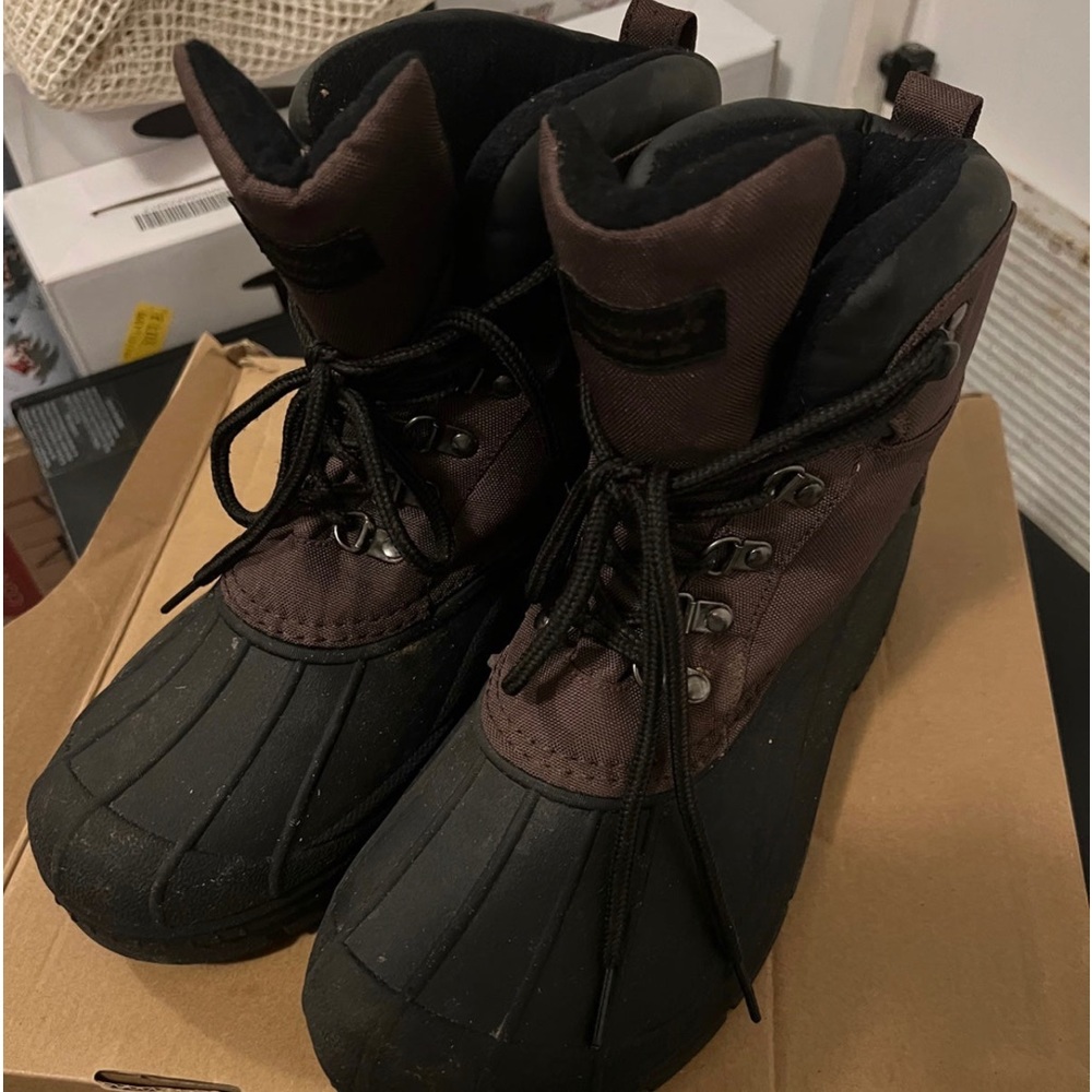 All weather boots